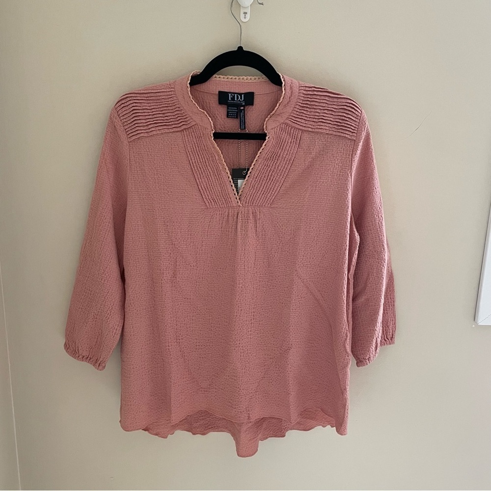 Fdj Textured Pintuck Blouse, V Neck, Elastic Cuffs,  Mauve Pink, Size 8